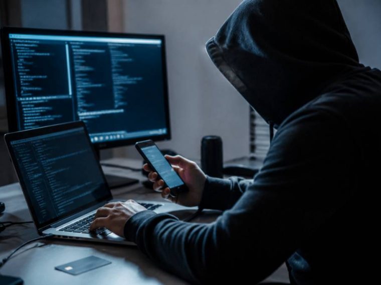Usurpation d’identité en ligne : précautions et bonnes pratiques pour s’en prémunir